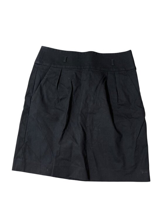 Dresses & Skirts - Ann Taylor Loft 4 Black Skirt